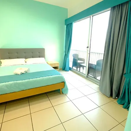 Donna Elena Bed & Breakfast